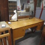 639 8778 DRESSING TABLE